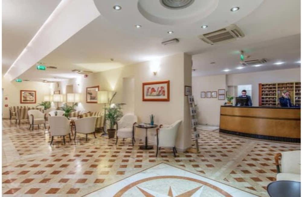 Versilia Palace Hotel Марина ди Пиетрасанта Екстериор снимка
