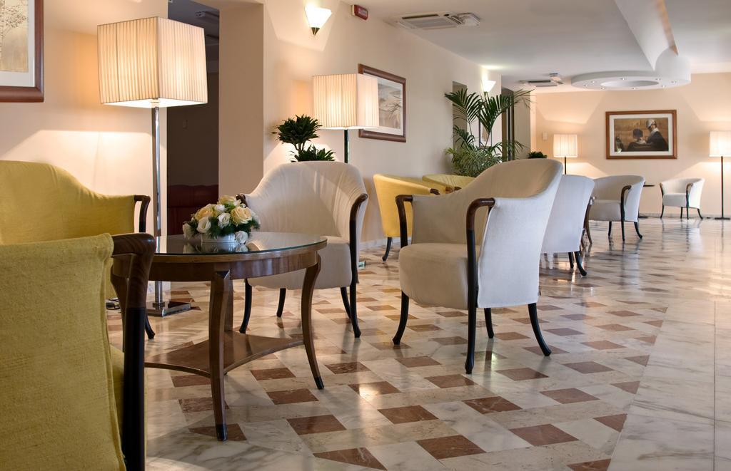 Versilia Palace Hotel Марина ди Пиетрасанта Екстериор снимка